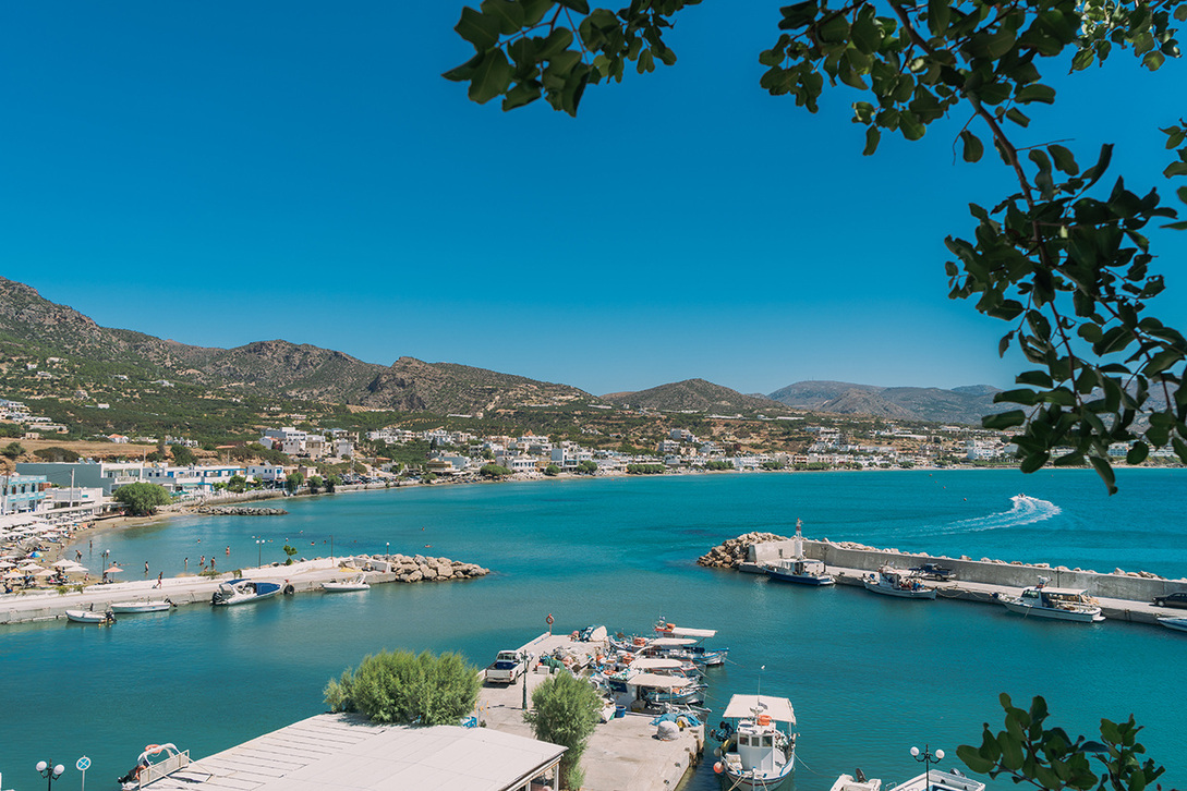 Το χωριό Μακρύ Γιαλός