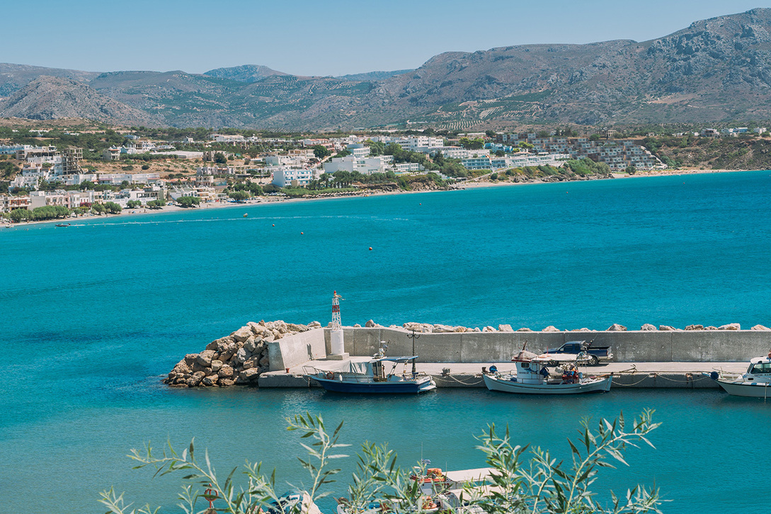 Το χωριό Μακρύ Γιαλός